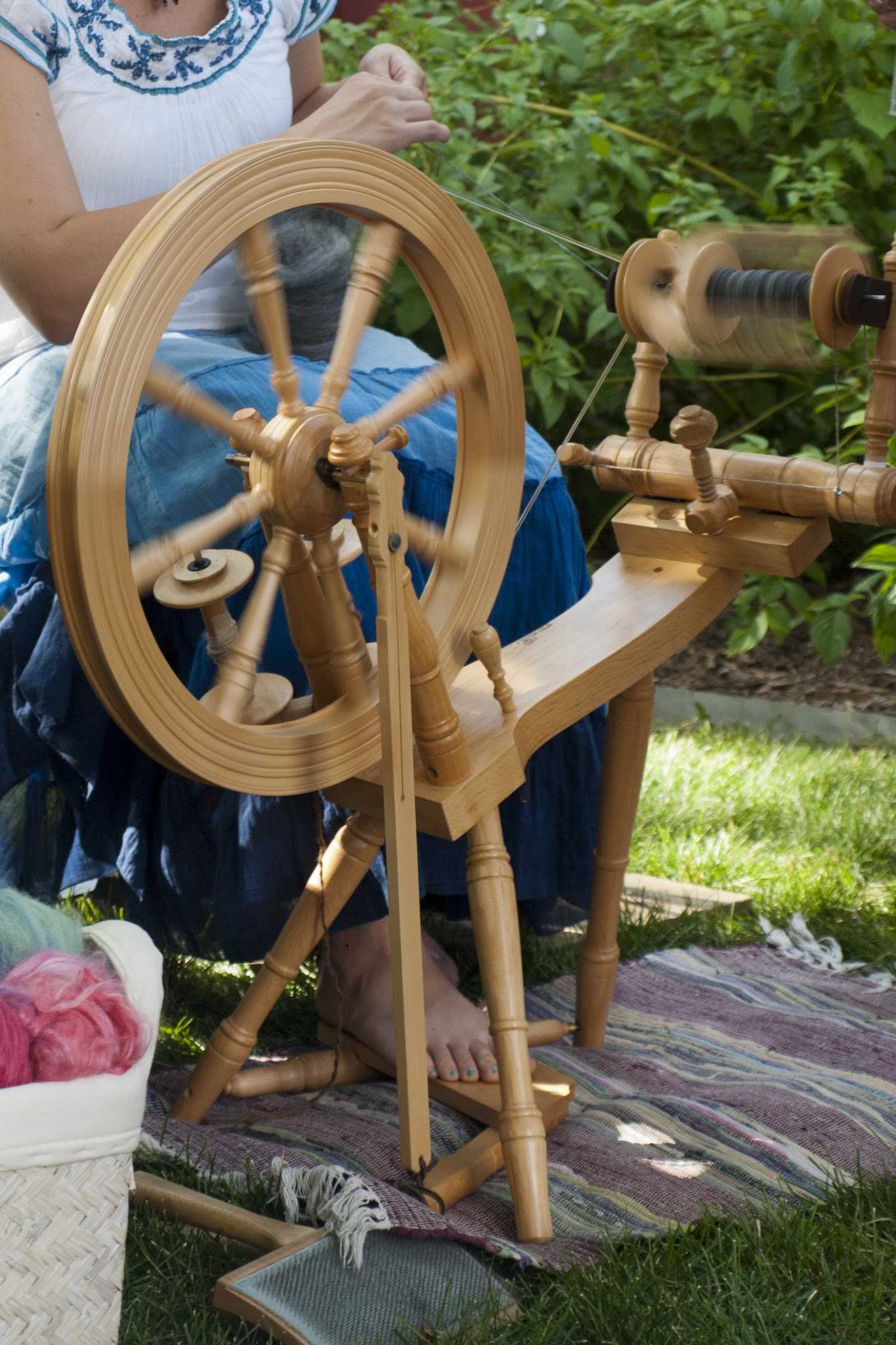 parts of a spinning wheel diagrams